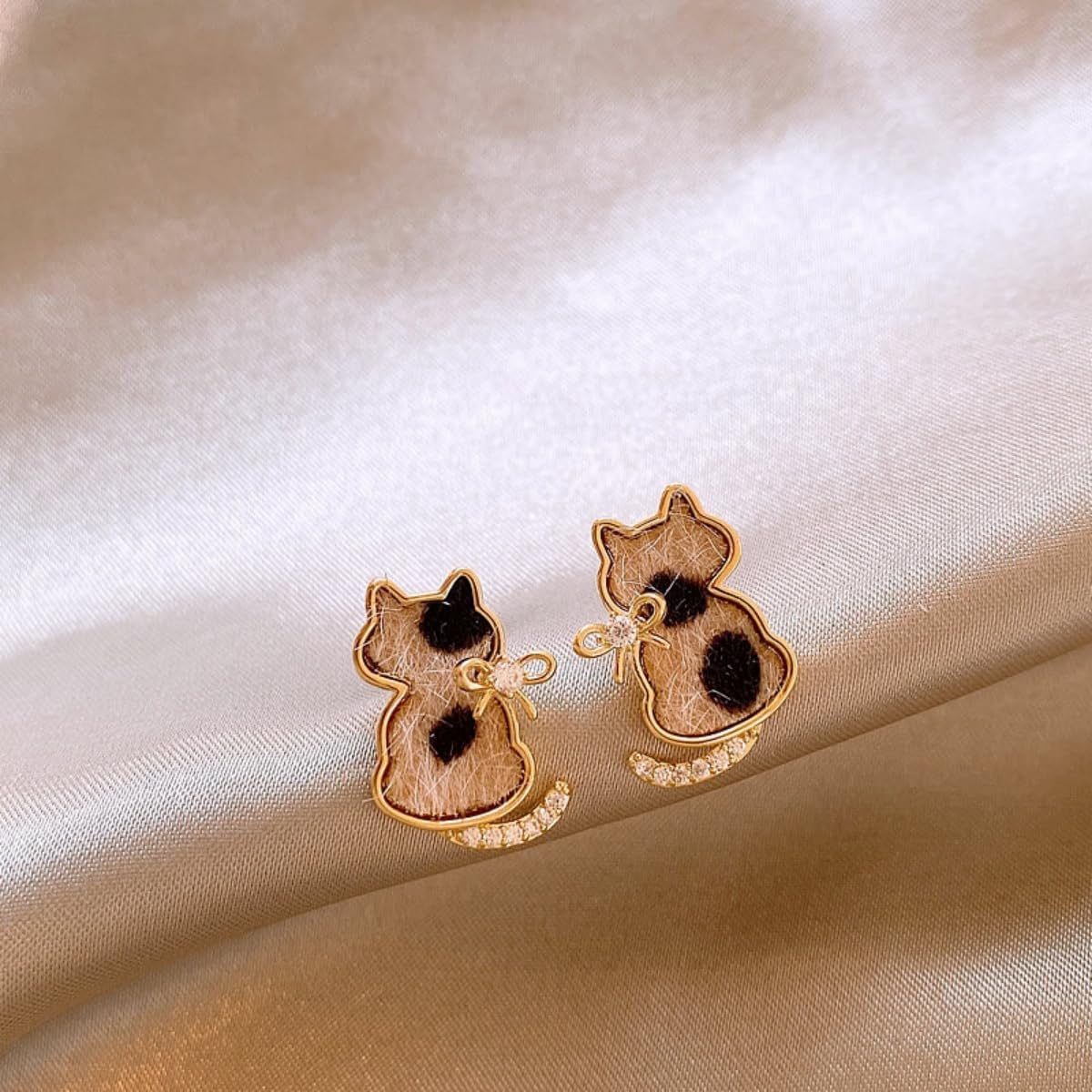 Kokoma Cat with Hollow Bowknot Stud Earrings for Women Sterling Silver Pins Cubic Zirconia Animal Earrings Cartilage Studs Cute Ear Jewelry - Image 5
