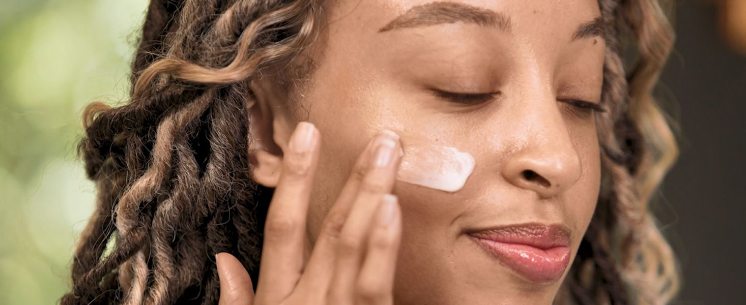Clarins NEW Multi-Active Renewing Night Moisturizer with Niacinamide | Smooth Fine Lines Visibly Tighten Pores Even Tone and Texture Boost Glow Strengthen Moisture Barrier Skin