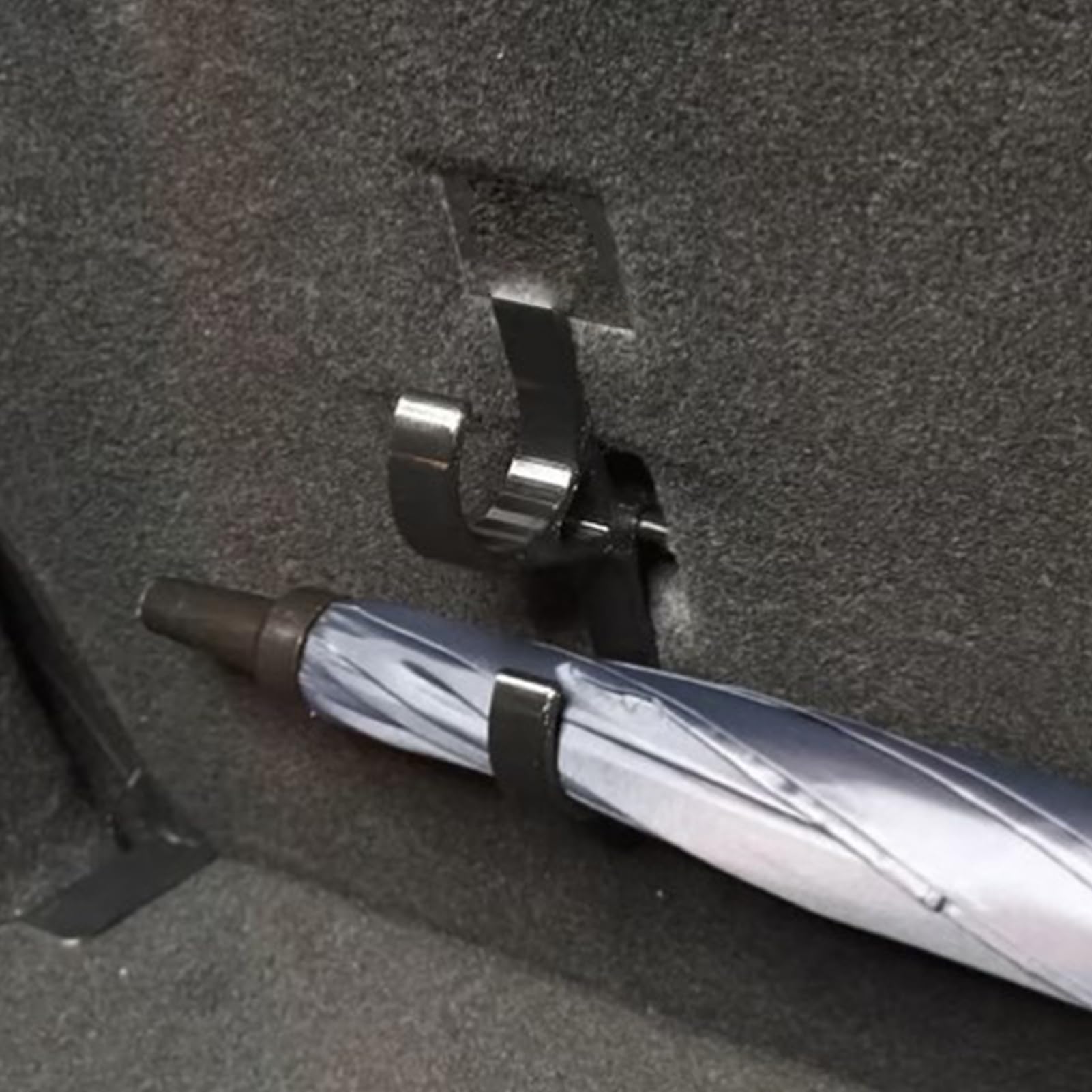 Gancio Portaombrelli Auto 2 Pezzi – Doppia Clip Per Bagagliaio, Universale Per SUV E Camion