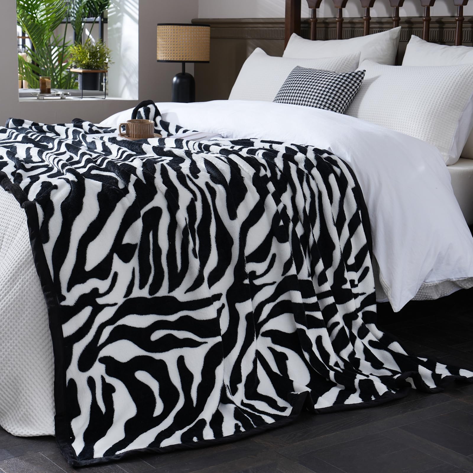 PU MEI Fuzzy Flannel Throw Blanket for Sofa, Couch, Bed, Black and White Zebra Print Blanket Animal - Lightweight Double Sided Cozy Super Soft Blankets, 80" x 90" inches: Zebra 50"*60"