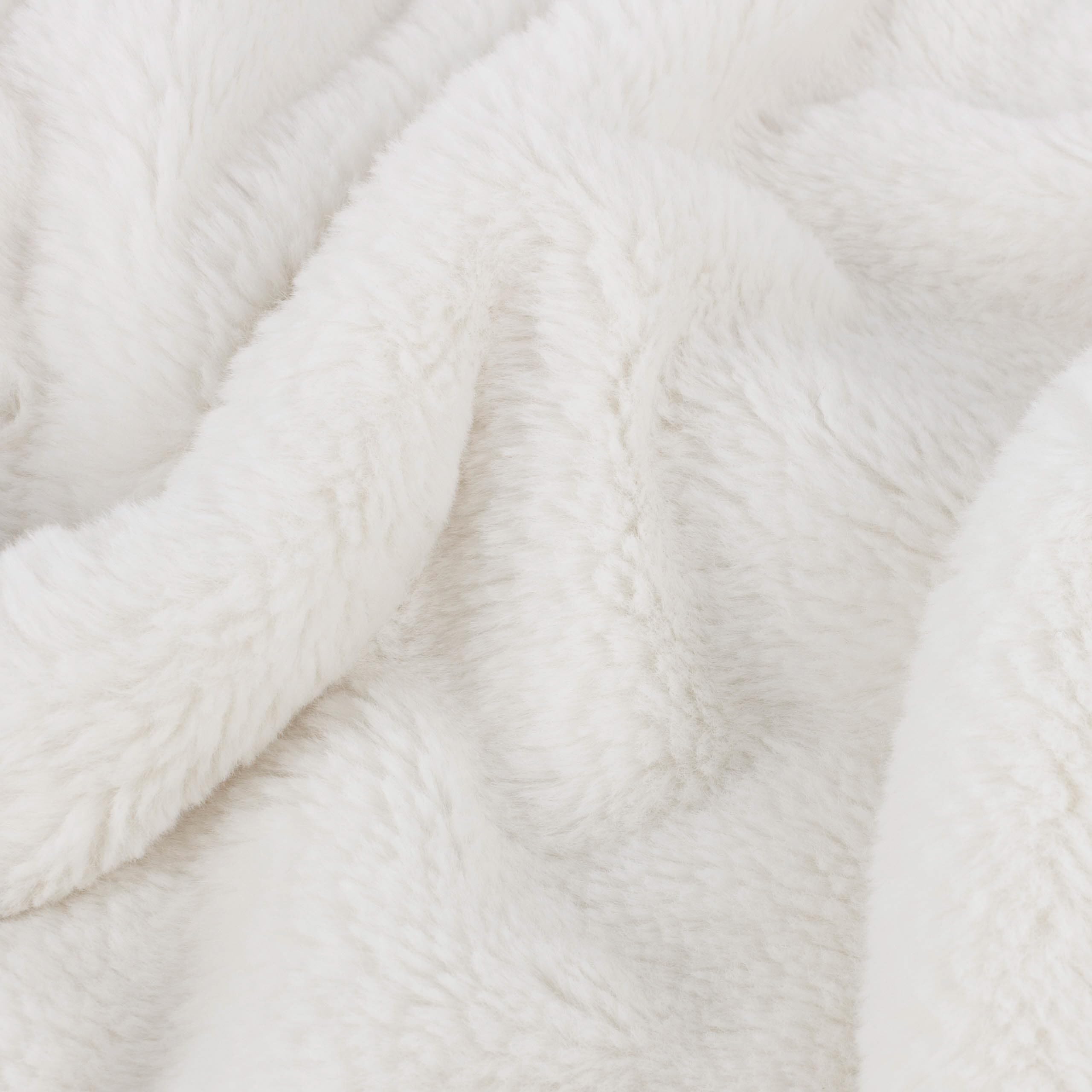 furn. Kallu Faux Fur Throw - Earthy Soft Fluffy Decorative Throw with Oxford Edge (Ecru - 150x200cm) - Image 4