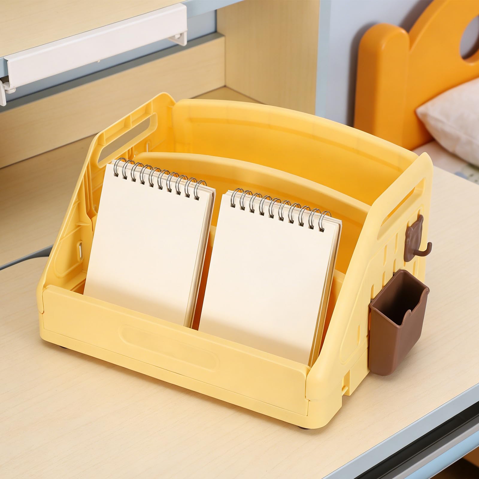 Lurrose Libreria per Gialla a 3 Livelli in Pp con Organizer da Scrivania e Porta Penne Laterale, Design Compatto e Stabile per Cameretta e Scrivania