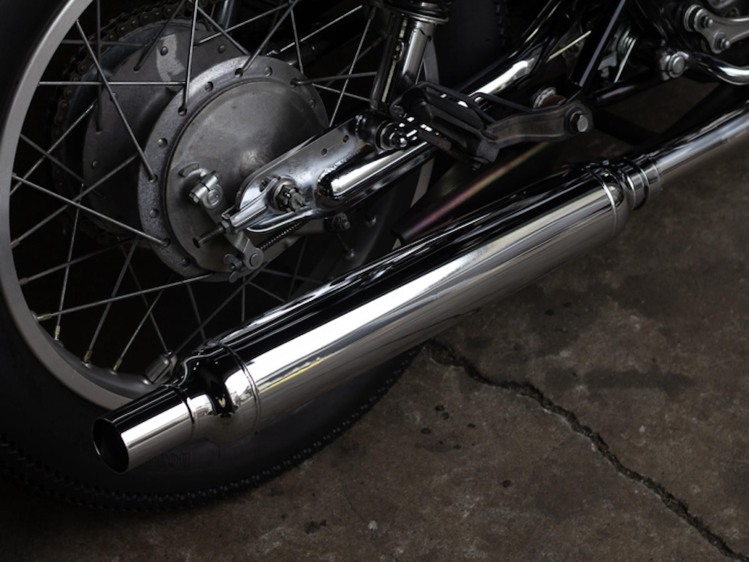 SR400用マフラー　フルエキゾースト Amazon | MOTOR ROCK(モーターロック) SR400/500用 ヴィンテージ