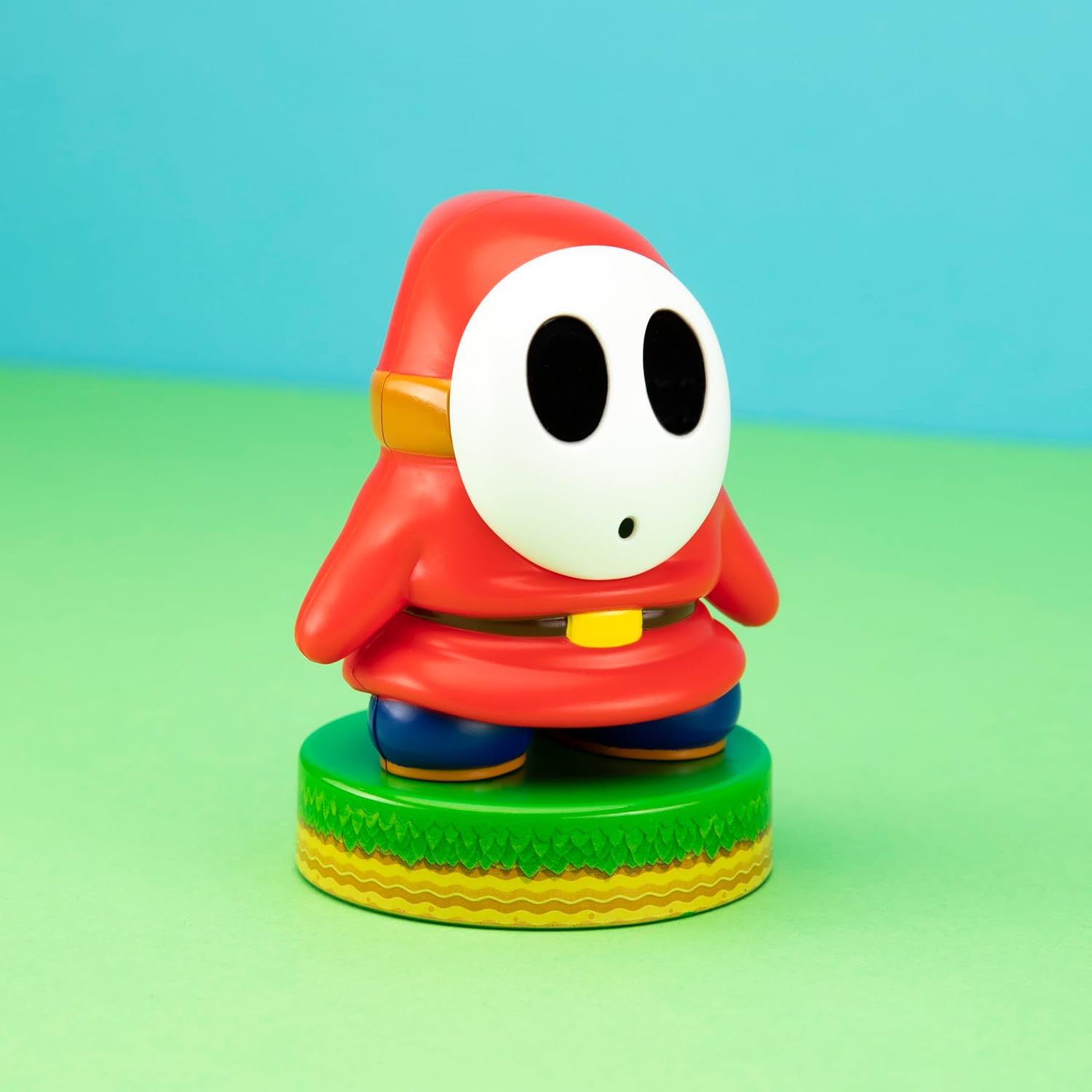 Super Mario Icons Shy Guy Light – LED Character Light, Battery Powered, Official Nintendo Merchandise | Paladone