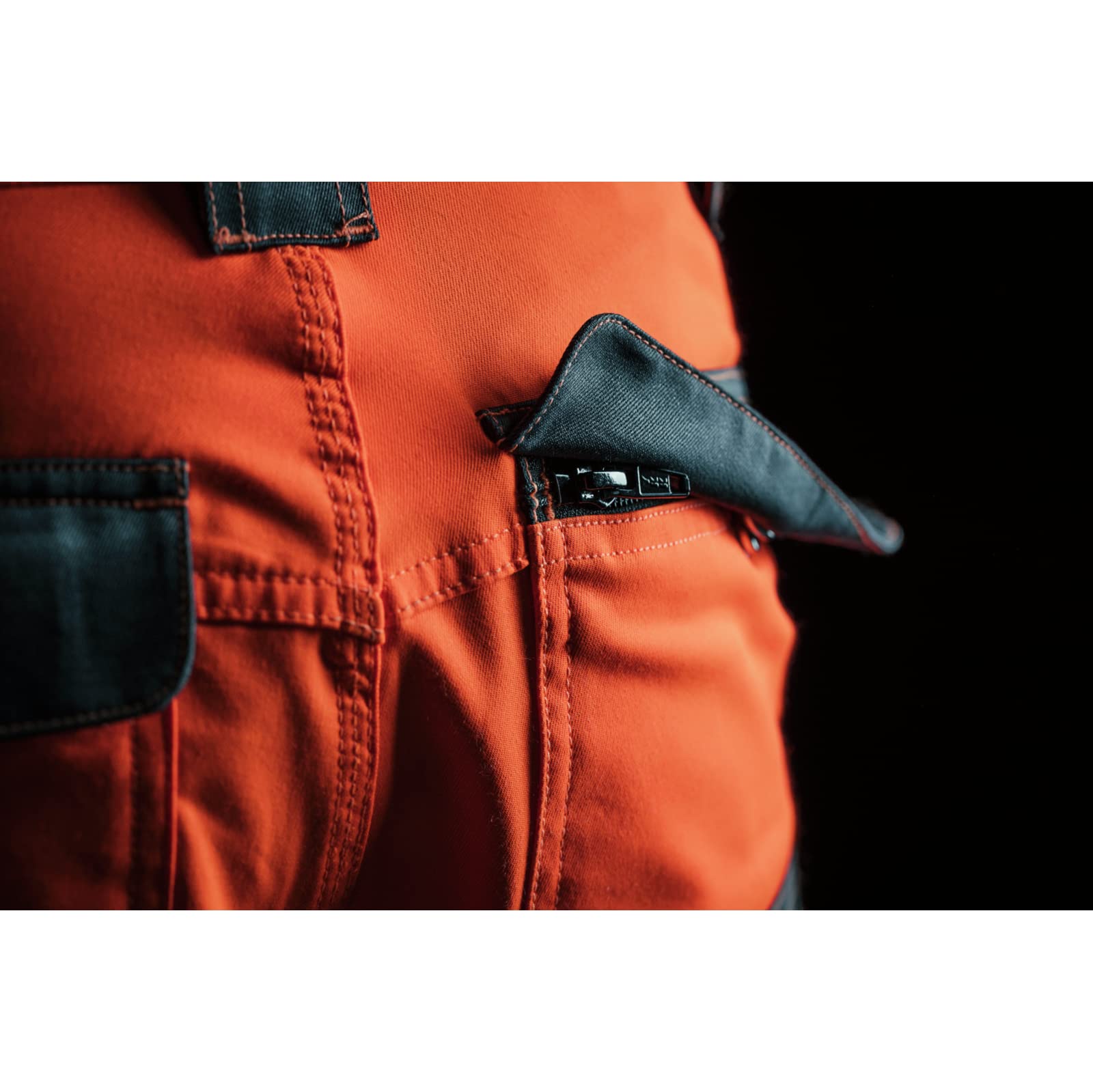 WÜRTH MODYF Warnschutz Winter Bundhose Neon EN 20471 2 - professionelle Arbeitshose für Herren - Warnschutzhose mit Knieschutztaschen - in den Größen 24-118 in Gelb und weiteren Farben