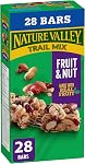 NATURE VALLEY - VALUE PACK SIZE - Fruits et noix, amandes, raisins secs, arachides, canneberges 28 Les barres, 980 Emballage de Grams, Grains entiers, Pas de colorant artificiel, Pas d'arôme artificiel