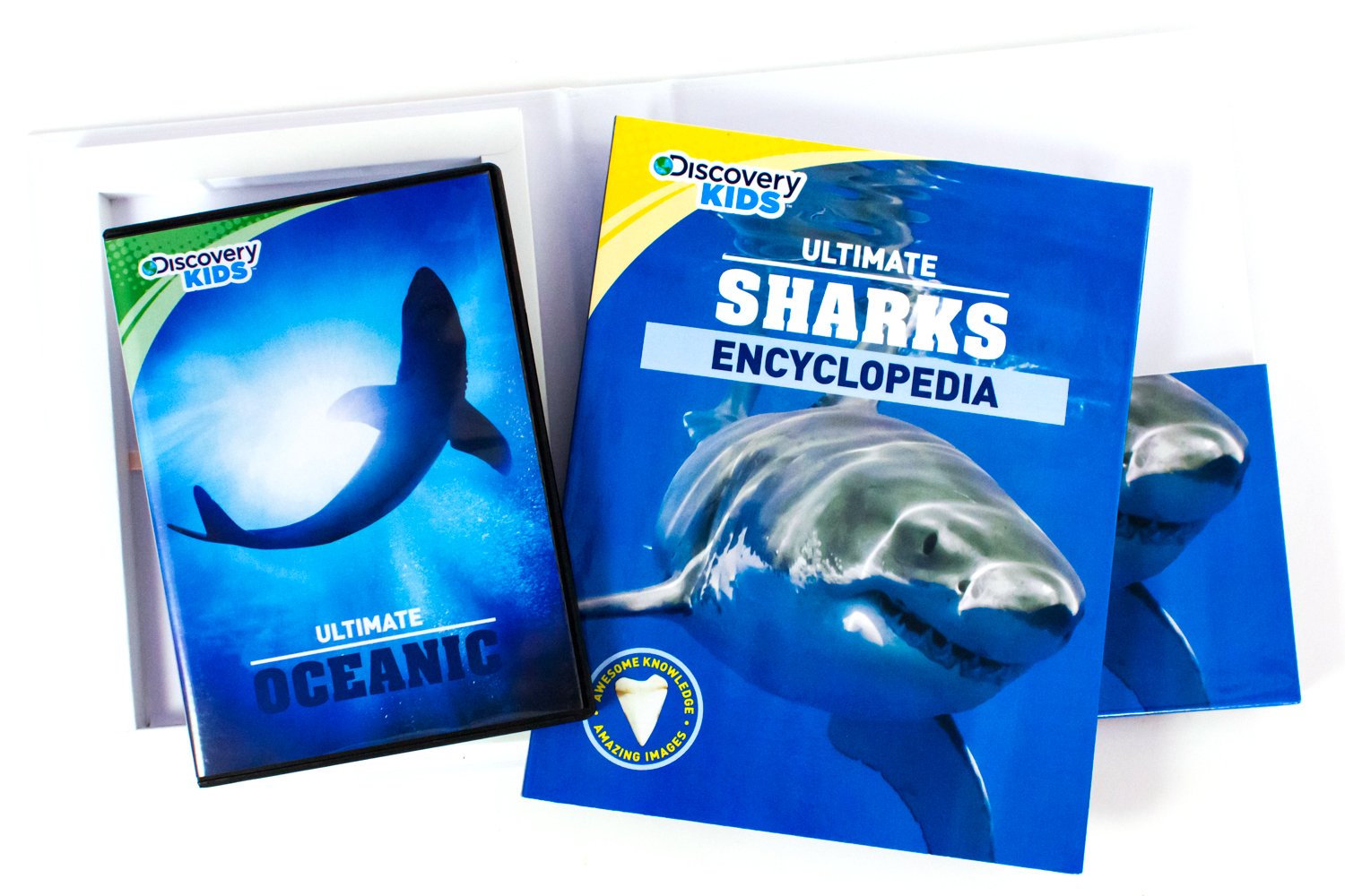 Discovery Kids Ultimate Sharks Encyclopedia: Extraordinary Facts, Amazing Images, Awesome Knowledge (Discovery Book+dvd) - Image 2