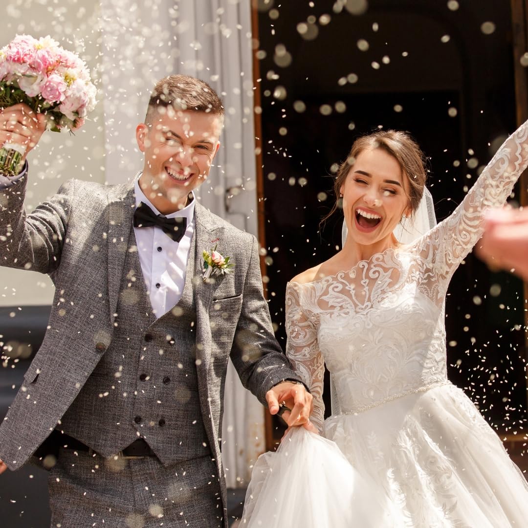 HOFMEISTER® Frühstücksbrett Herz personalisiert mit Gravur aus Olivenholz 21 cm – Wunschnamen, Initialen & Datum – Geschenk zur Hochzeit, Jahrestag oder Valentinstag
