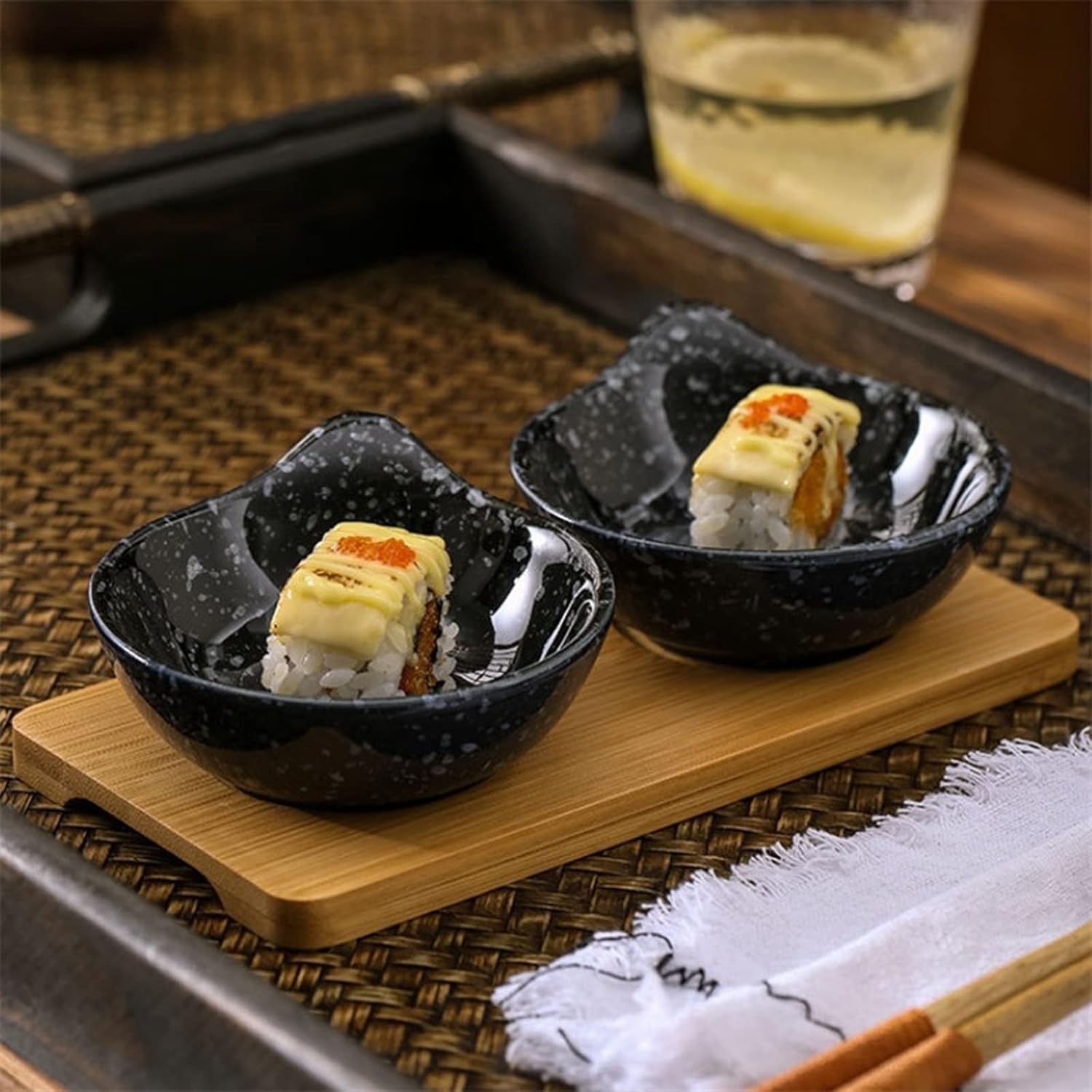 スナックボウル スナックボウル セラミックディッピングボウル トレイ付き 小さな調味料プレート クリエイティブレトロスナックフルーツ