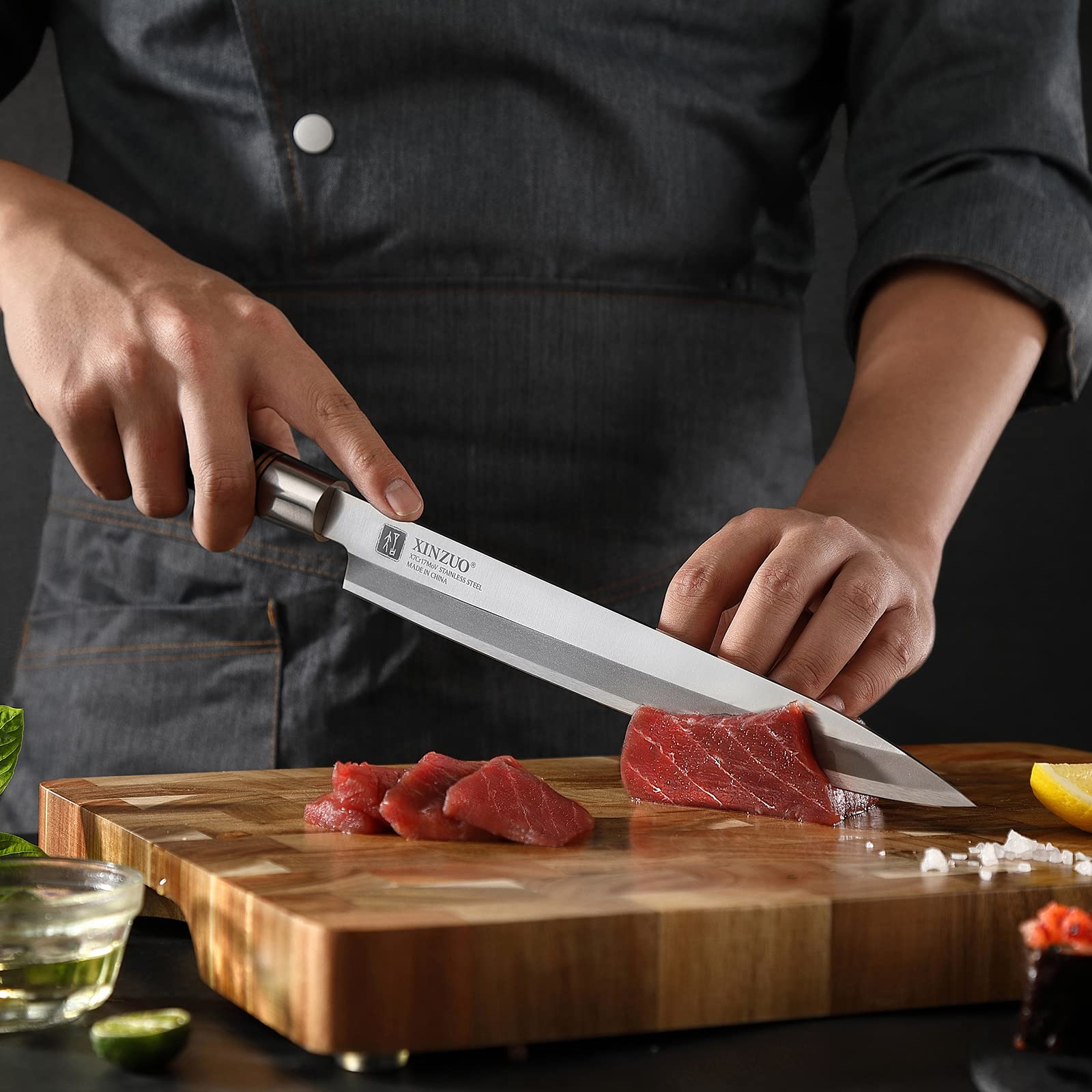 XINZUO 30cm Couteau Sashimi Acier Inoxydable X7Cr17MoV, Couteau à Sushi Yanagiba de l'Artisanat Traditionnel Japonais, Lame Biseautée Unique -Ébène Manche en Bois -Fourreau en Bois de Bouleau