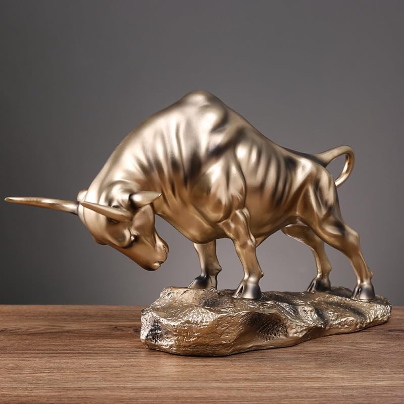 DFrywdgSEY Animal statue, Statue Model Modern Golden Bull Cattle Sculpture Creative Resin Ox Figurine Fashion Home Decor Wealth & Power Collectible