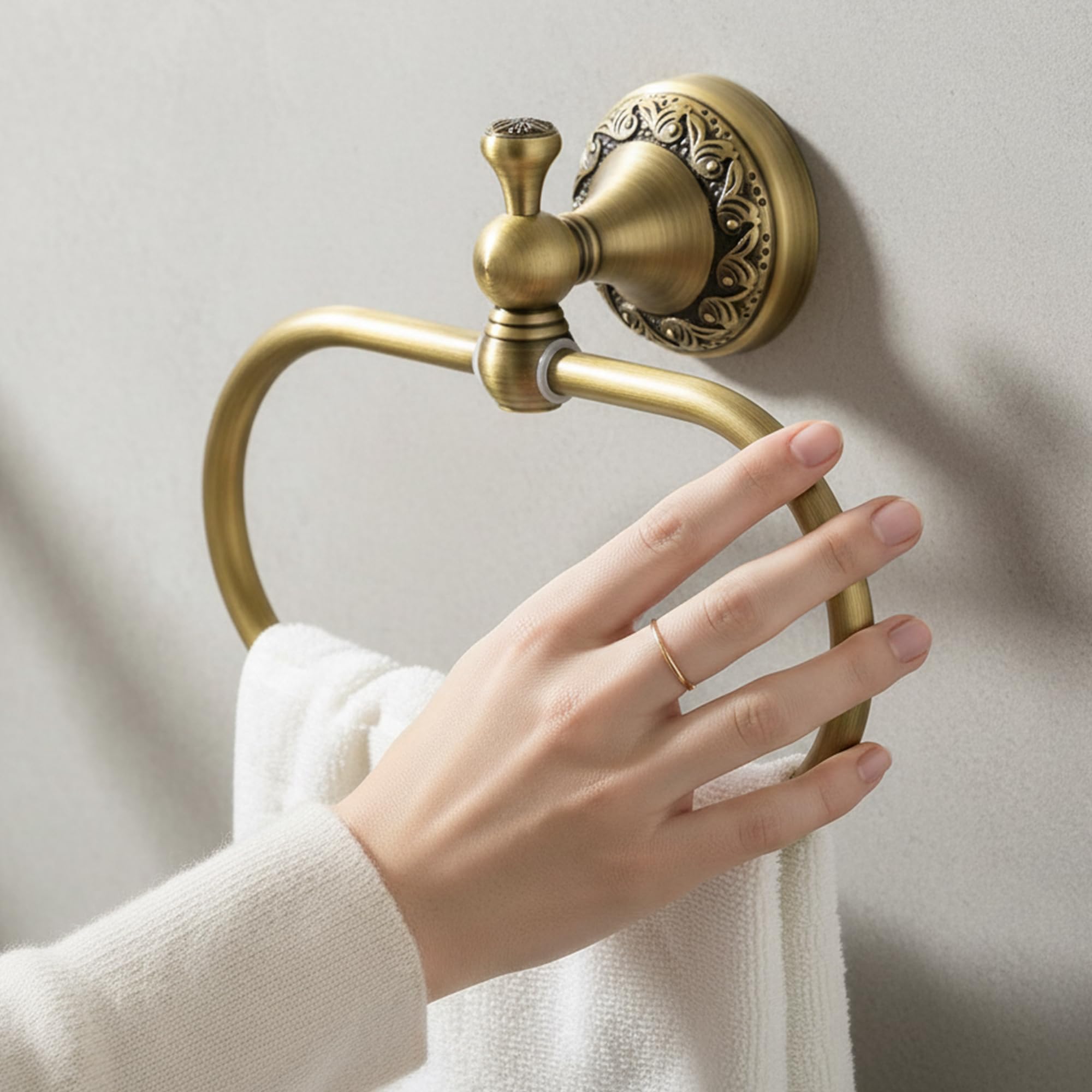 Flybath Oval Handtuchring Antik Messing Exquisite Muster Carving Hanger Handtuchhalter für Badezimmer Küchenaccessoires Wandmontage, Gebürstete Bronze