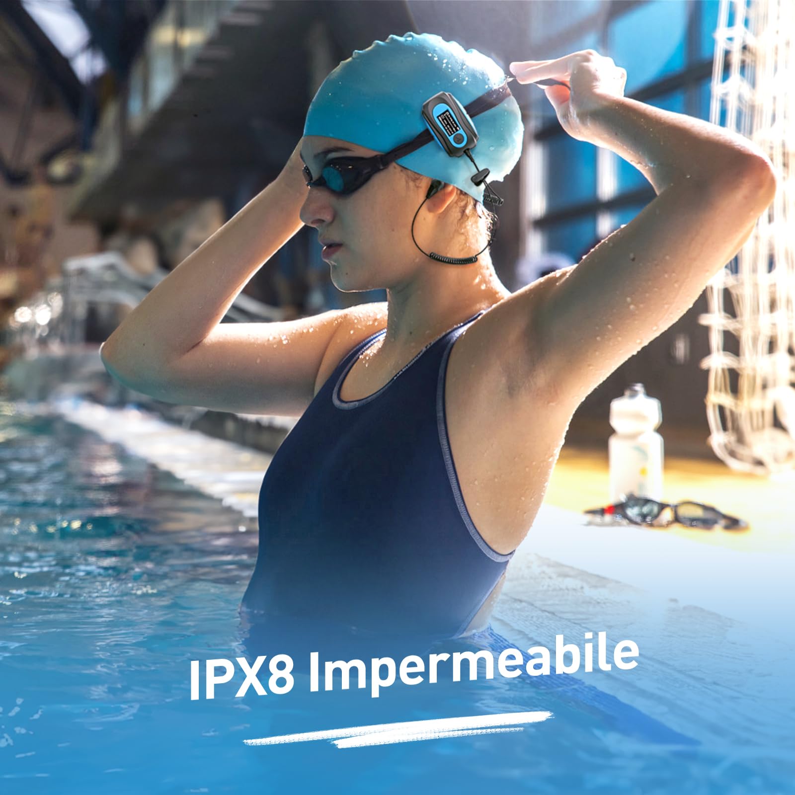 AGPTEK Lettore MP3 Impermeabile Subacqueo IPX8 con Clip Lettore Musicale da 8GB Nuoto MP3 con Auricolare,Cavo Audio e 3 paia di Tappi per le Orecchie,Supporta Radio FM,per Sport in Esecuzione Surf