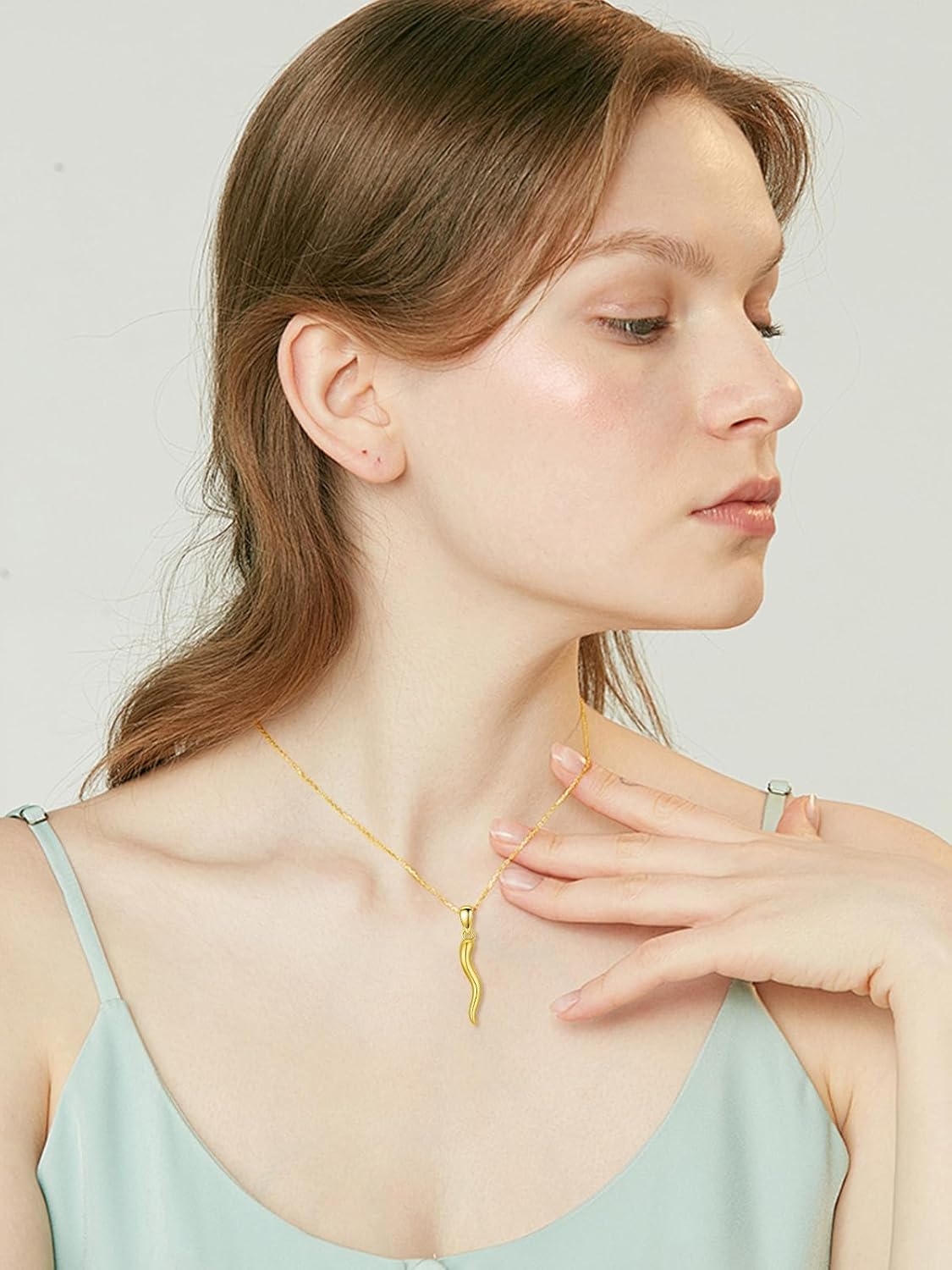 18K Gold Italian Horn Necklace for Women Cornicello Pendant Italian Amulet Horn jewelry(with Gift Box)