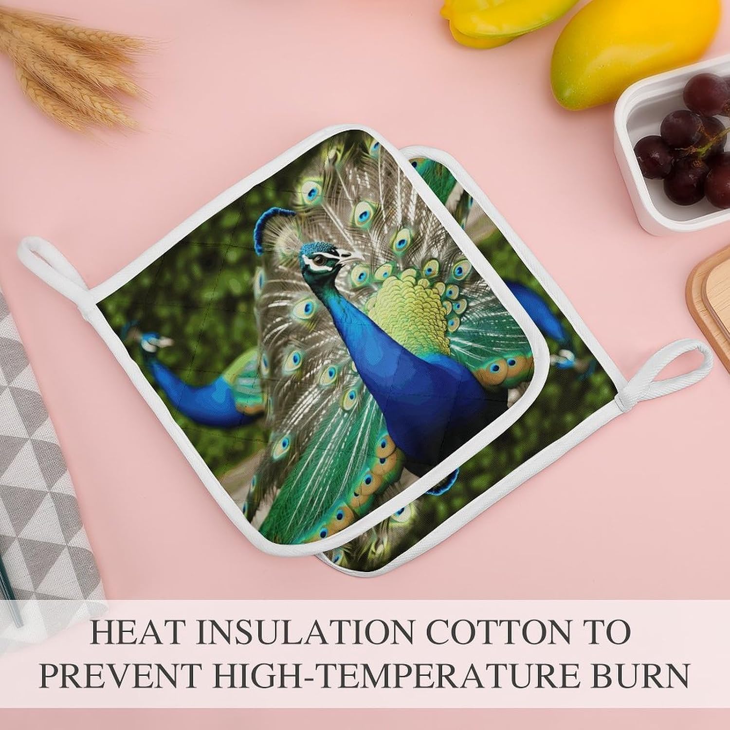 Beautiful Peacock Polyester Heat Resistant Pot Pad Non Slip Anti Scald Hot Dish Mat Reusable Table Protector for Kitchen Hot Pot Mat Wear Resistant Heat Proof Table Pad for Countertop Dining Room