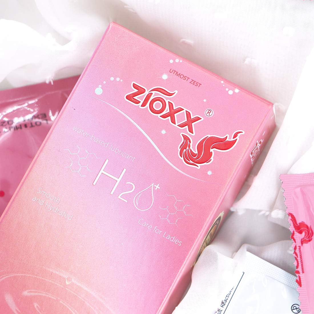 Zioxx H2O Condom Skin to Skin Hyaluronic Acid Lube Condoms(Pack of 10)