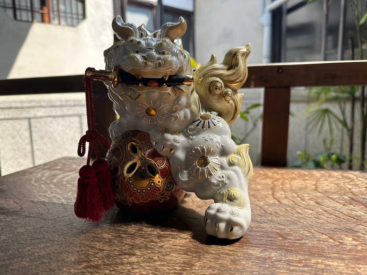 九谷焼 八幡窯 金色 獅子 置物（: 昭和レトロ 九谷焼 八幡窯