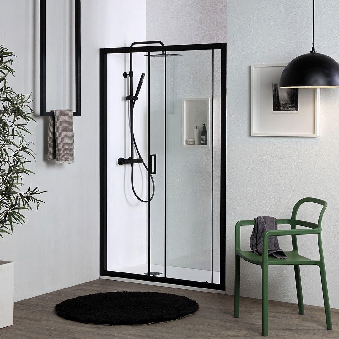 Kiamami Valentina - Porte de douche niche 130 cm noir mat avec installation réversible | City