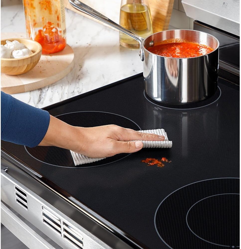 GE GRF400SVSS 5.3 Cu. Ft. Stainless Steel Freestanding Electric Range