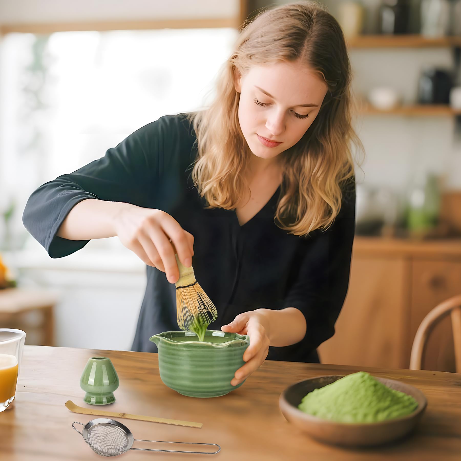 5 Stück Matcha Set mit Matcha Besen, Porzellan Matcha Schale und Besenhalte, Sieb und Löffel, Geschenk für Matcha-Liebhaber, Grün