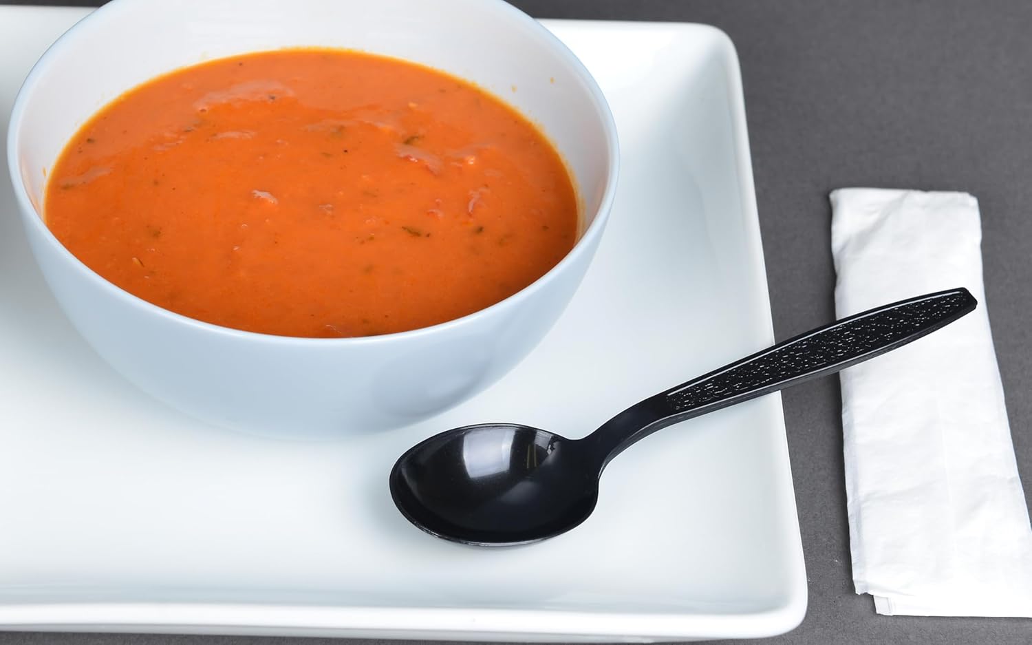 Daxwell Plastic Soup Spoons, Heavyweight Polystyrene (PS), Black, A10000961 (Case of 1,000)