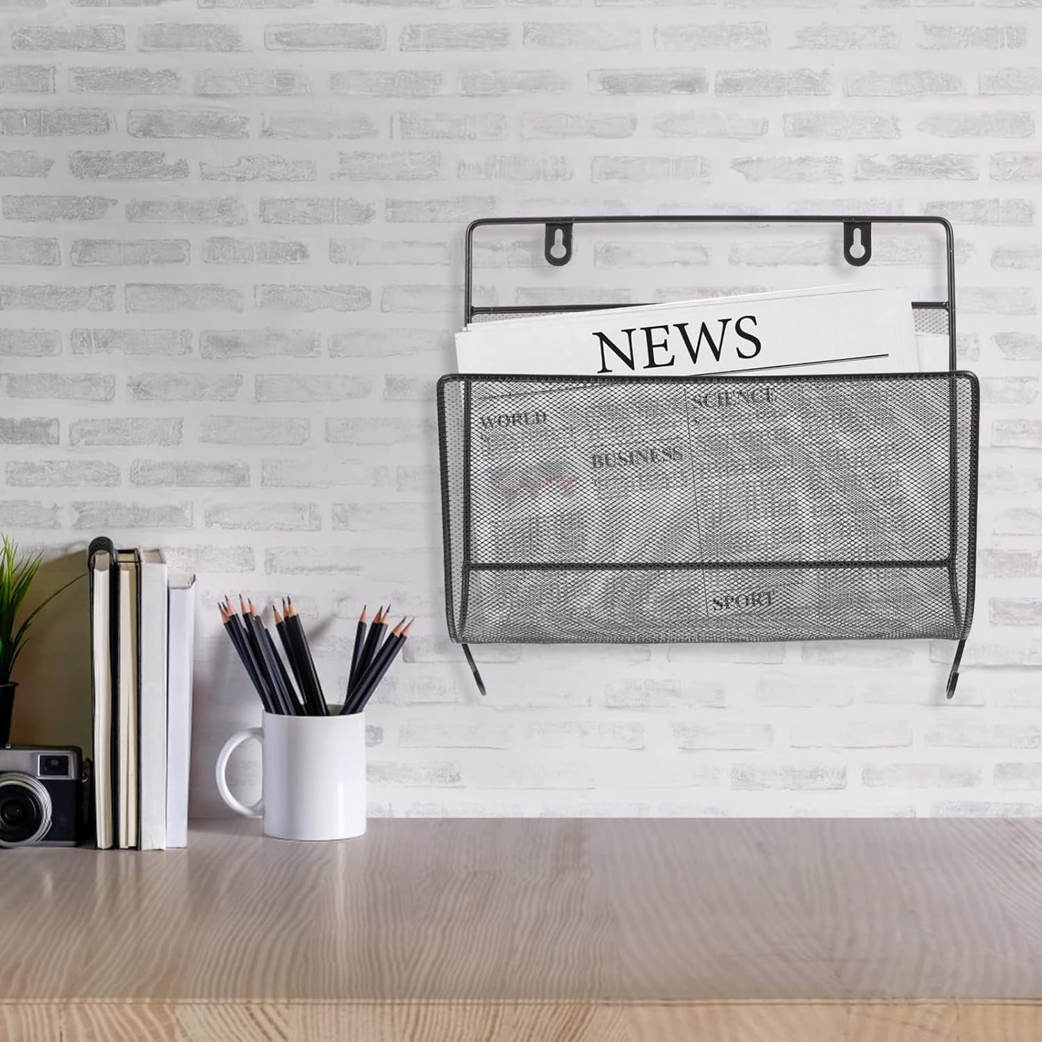 Zerodeko Wall-mounted File Shelf Single Pocket File Holder Metal File Storage Organizer Vertical Mesh Magazine Rack Magazine Folder Holder for Home Office Use Black