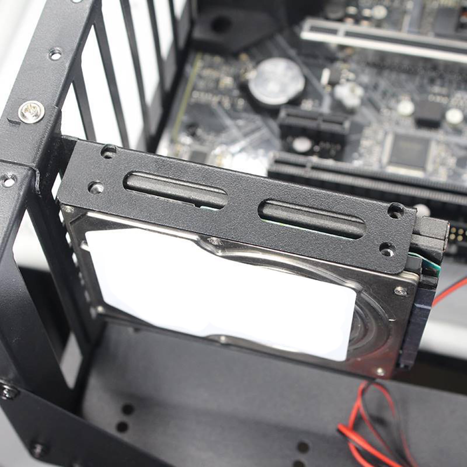 Staffa di montaggio stabile per computer desktop per slot per schede di espansione telaio in metallo per archiviazione sicura staffa di montaggio SSD