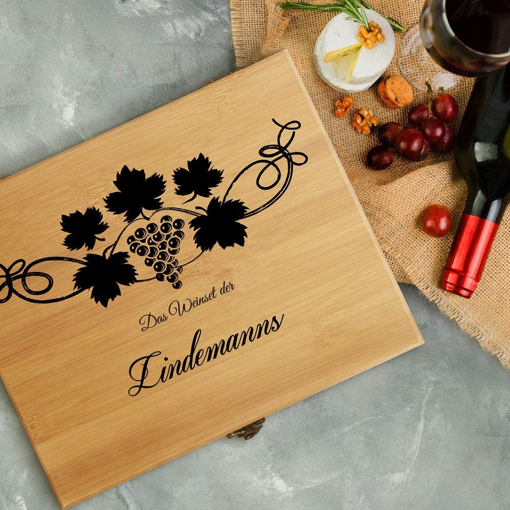 Maverton Weinöffner-Set personalisiert Weinset Sommelier Set - Geschenkbox Holzbox + 6er Weinzubehörset - aus Bambus - Braun - Geschenk Hochzeit Hochzeitstag Paar - Weihnachtsgeschenke - Weintraube