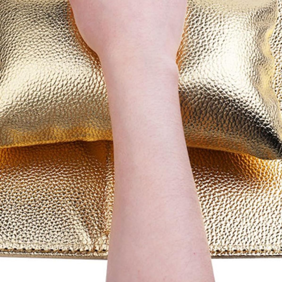 SOLUSTRE Golden Pu Nail Armrest Hand Rest Cushion for Manicure and Pedicure Comfortable Nail Pillow Protects Tabletop