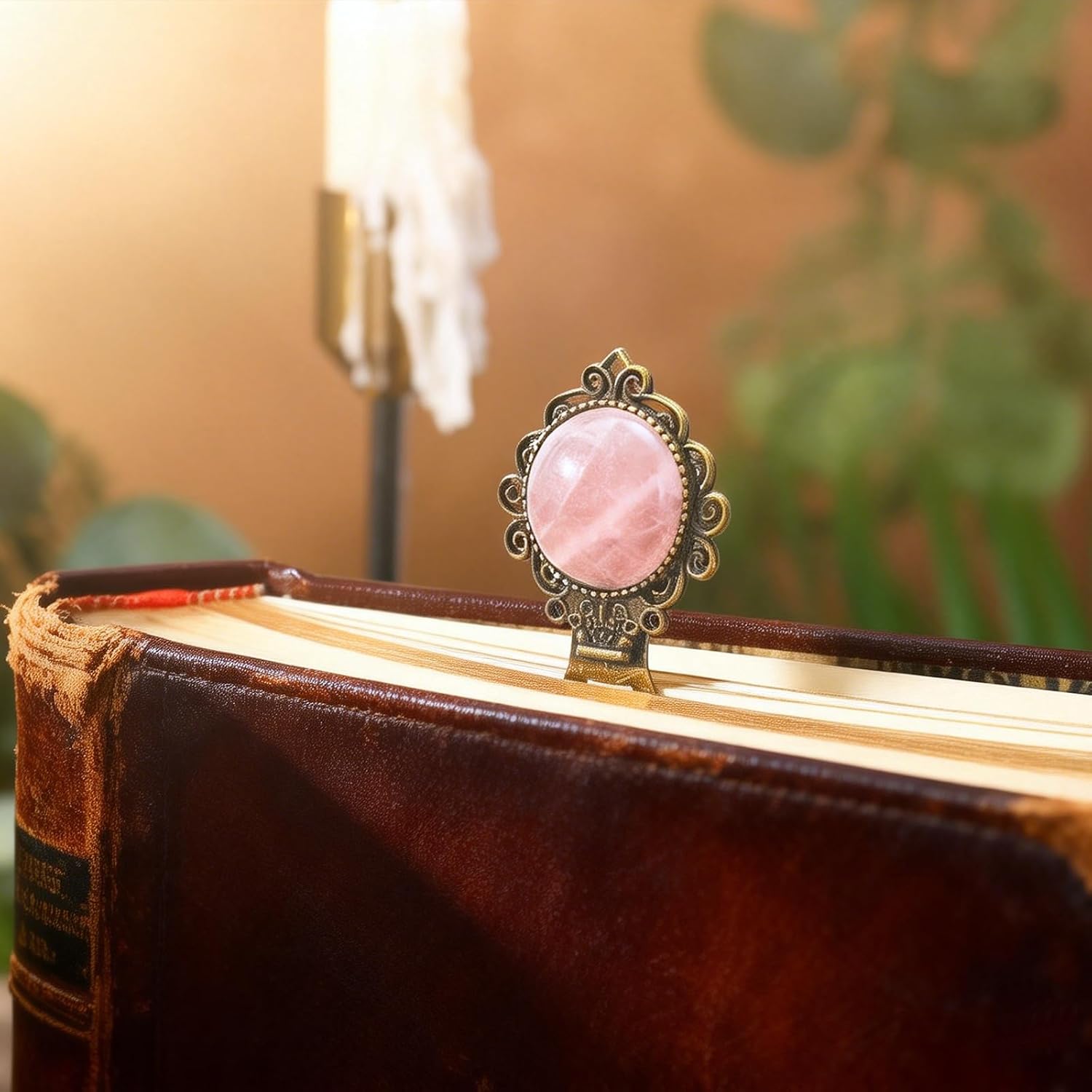 Vintage Rose Quartz Bookmark with Natural Crystal Stone-Fantasy,Cute and Unique Bookmarks,Brass Metal Book Mark for Reading Women,Men,Book Lovers,Girls and Teachers(Rose Quartz)