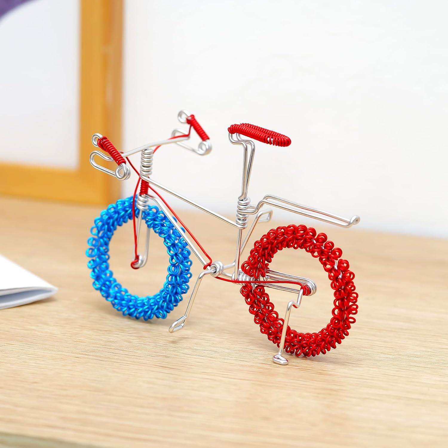 Wire Bicycle Sculpture Handcrafted Metal Art Colors Free Wheels Decorative Desk Ornament 135mm x 90mm,1pc/Pack