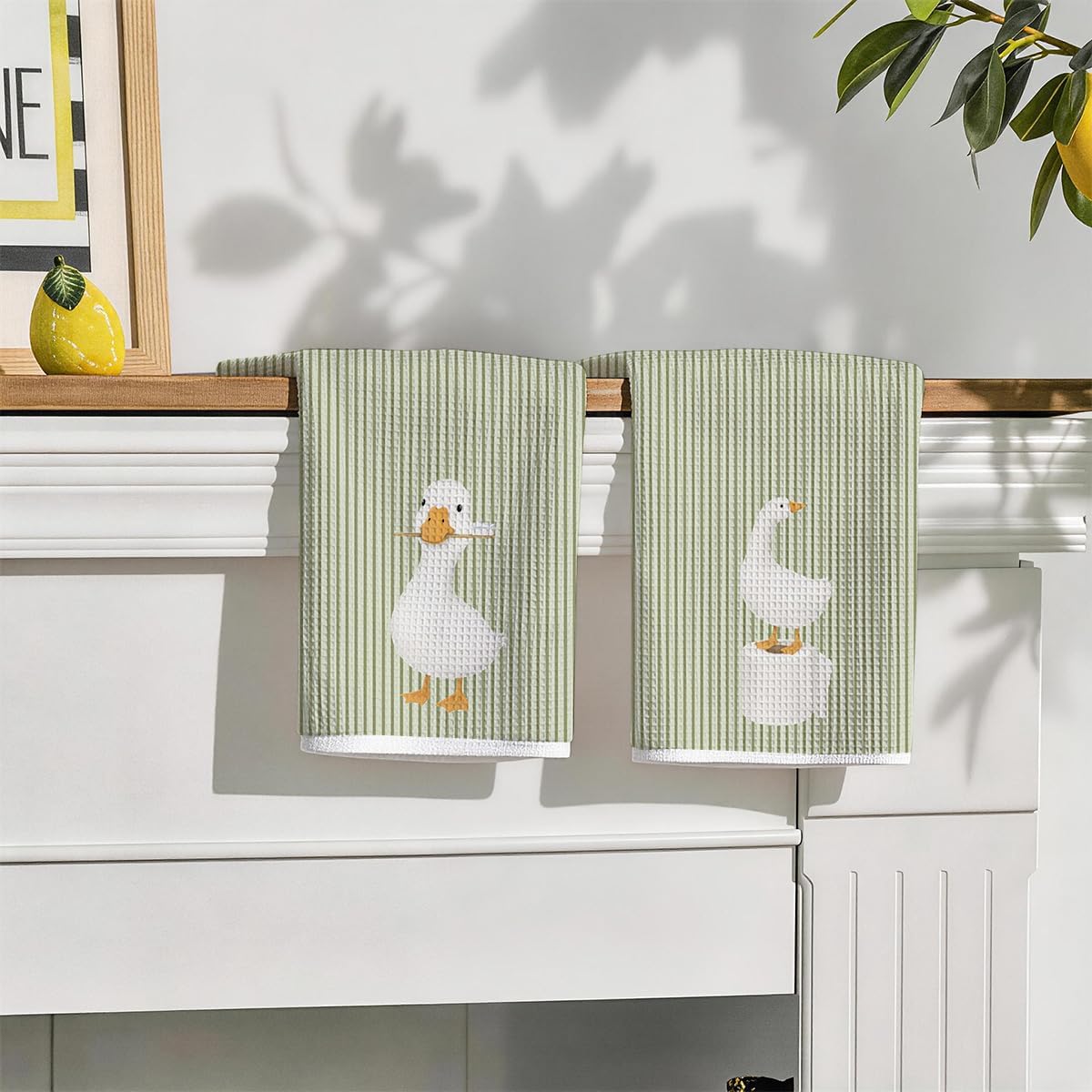 4 Pcs Funny Goose Hand Towels for Bathroom, Microfiber Dishcloth 14x24In | Silly Goose Bathing Hand Towels for Washroom Bathroom Decor, Duck Gifts for Women Kids, Waffle Weave Wash Cloths