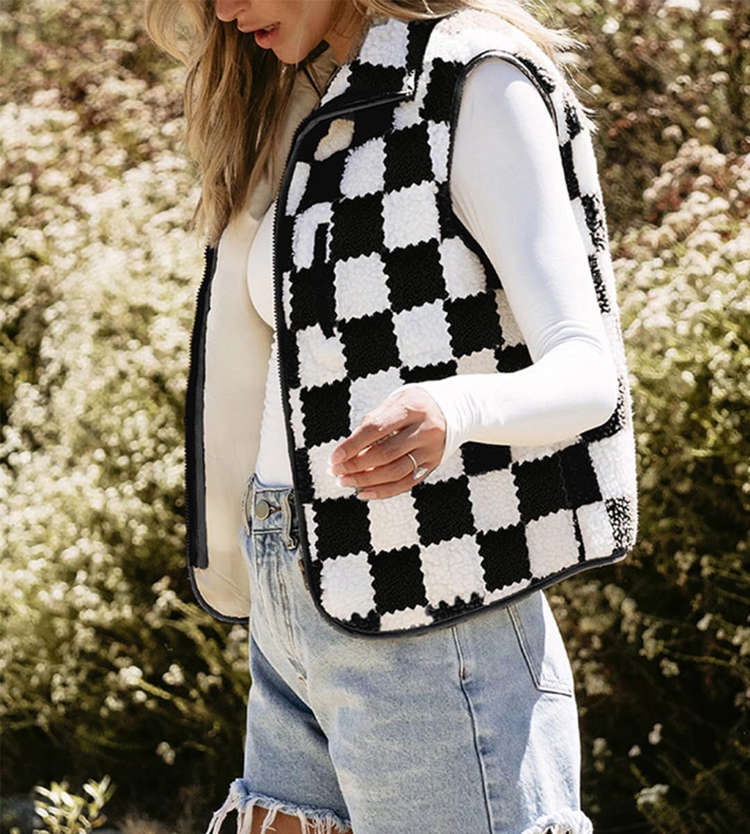 Sherpa Vest for Women Sleeveless Fuzzy Fleece Checkered Jacket Warm Casual Gilet Outerwear with Zipper - Image 3