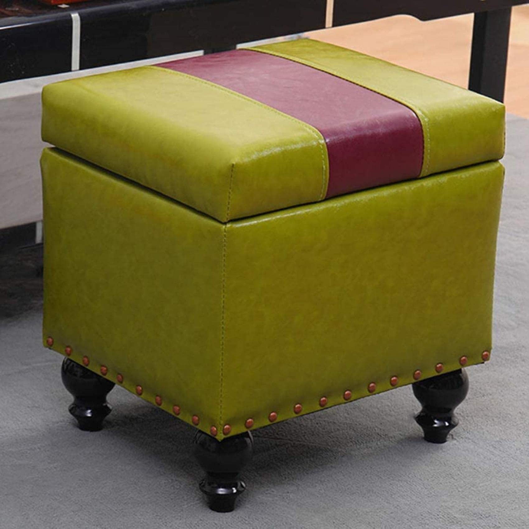 Banc en similicuir aux finitions soignées pour sublimer votre décoration