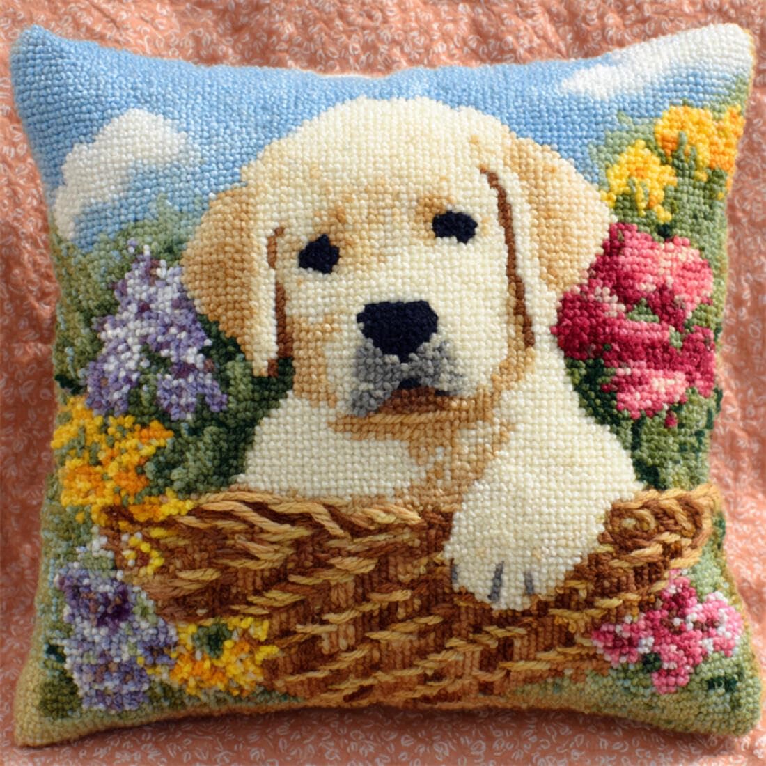 Kitquiver Animal Latch Hook Kits for Adults Labrador Retrievers and Flowers Crochet Needlework Crafts with Latch Hook Tool for Adults DIY Handmade Home Cushion Kits Decor 17x17In