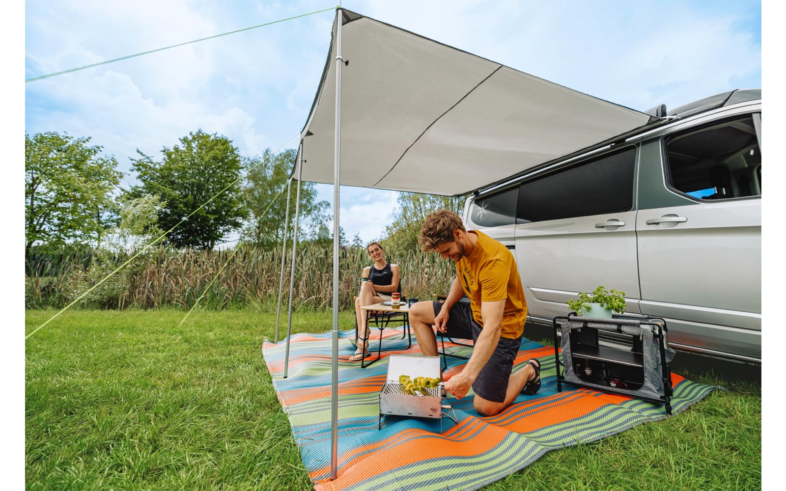 BERGER Tendalino Camper e Caravan, Veranda per Camper, Materiale Resistente ai Raggi UV, Pali Telescopici in Acciaio, Accessori Inclusi, Tendalino Parasole Minibus e Van, 300 x 240 cm