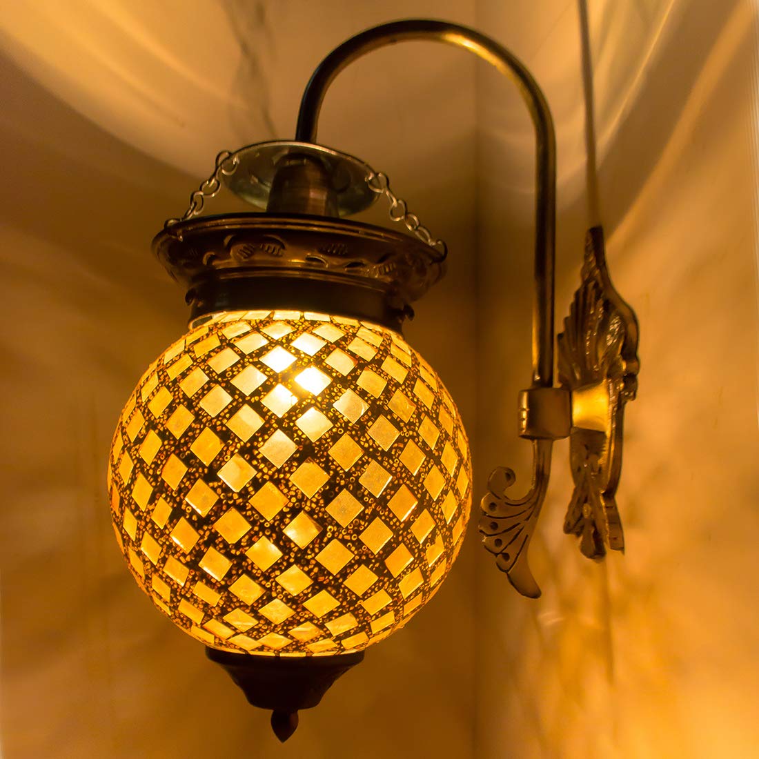 DEVBEADS Glass Globe Decorative Wall Bracket Mosaic Lamp, Golden, 50W [GMF05G75D3]