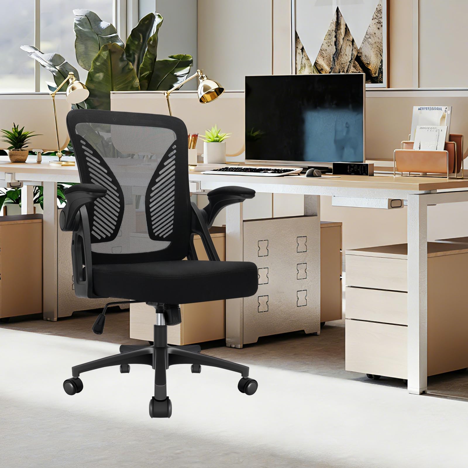 Milacyee Sedia da Ufficio con Supporto Lombare, Sedia Ufficio Ergonomica con Braccioli Regolabili in Rete Traspirante, Altezza Regolabile con 360°Ruote Girevoli, Nero
