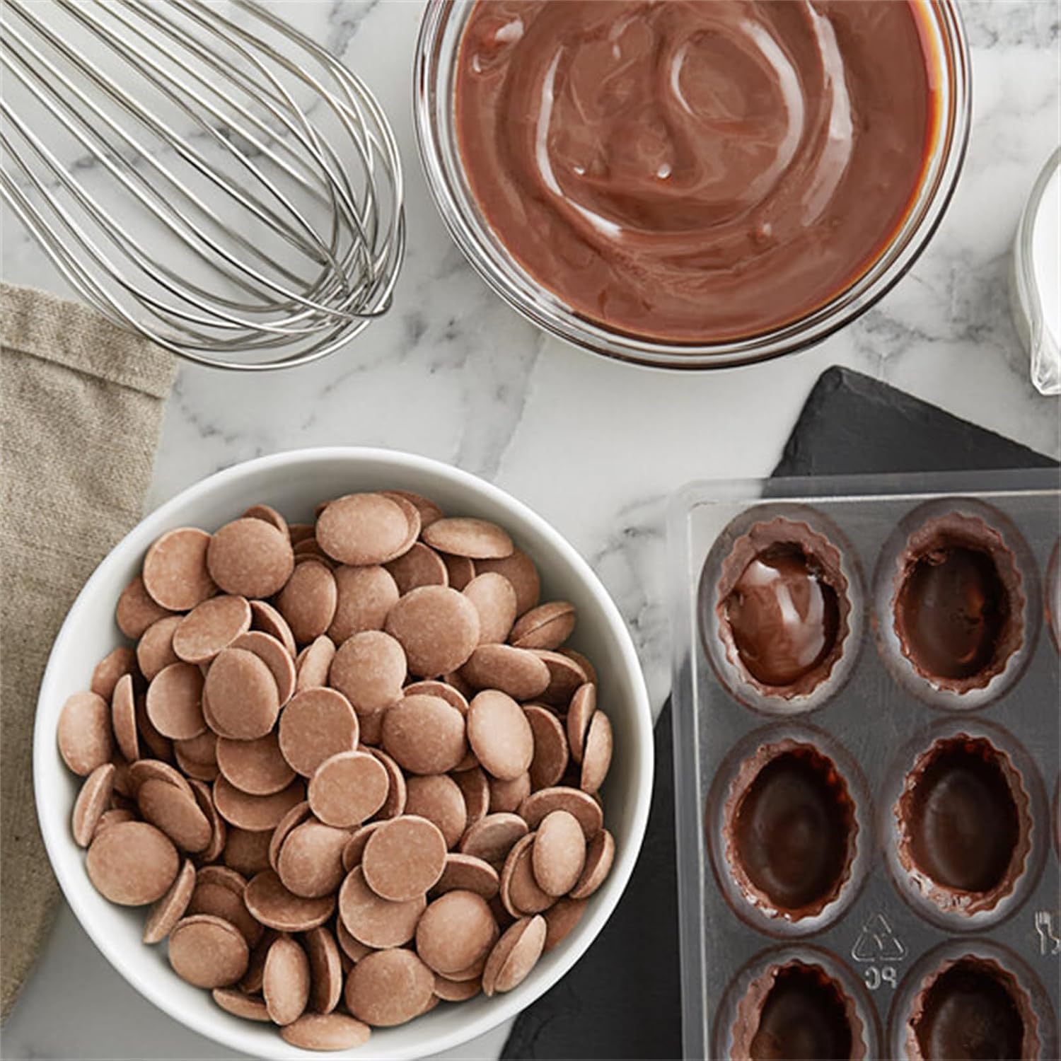 Cacao Barry Heritage Lactee Barry Equilibre Milk Chocolate Pistoles 11 lb. WS-409BP35LBEQ-NF