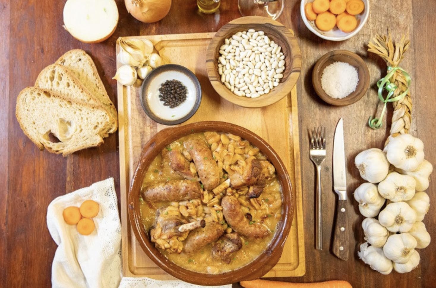 Cassoulet - Cassoulet au Confit de Canard 4,2Kg- Traditional South-West French Cuisine - conserve - 8 personnes - plat cuisiné