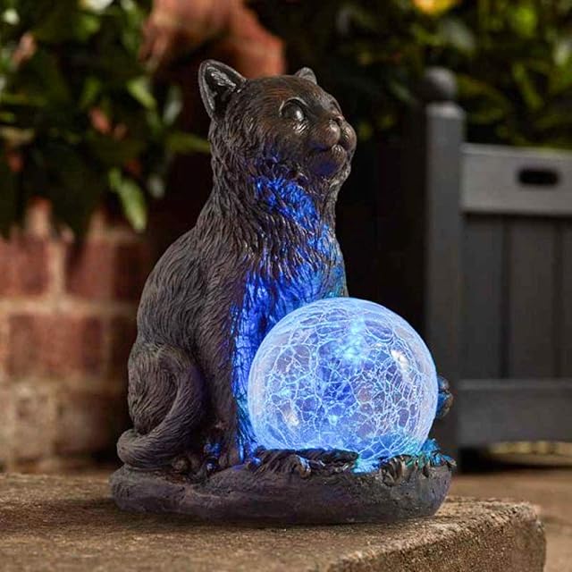 garden mile Novelty Solar Powered Garden Ornaments Outdoor Cat Statue With Multicoloured LED Lights Weatherproof Durable Animal Solar Garden Lights for Patio Garden Ornaments Home Decor (Mystic Cat)