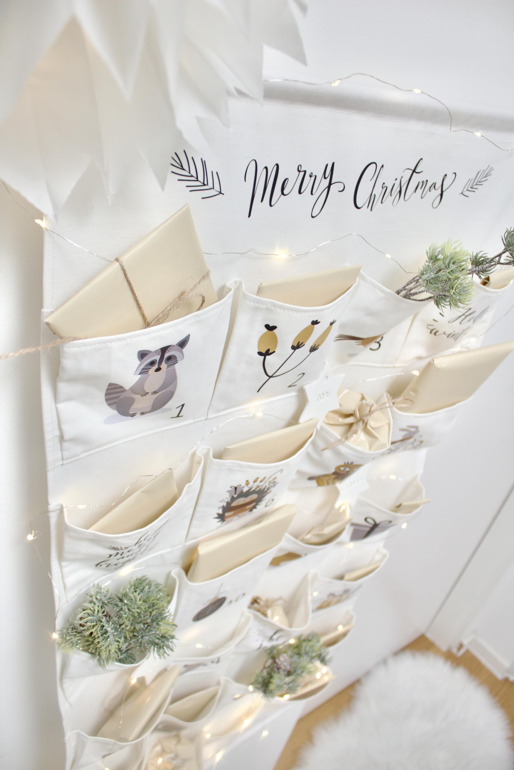 Adventskalender zum Befüllen, Kinder, Stoff, Alternative zu Tüten, groß xxl, Holz, Idee für Weihnachten 2025, hängend, Wandkalender, Wandteppich, wiederverwendbar, für Mädchen Jungs [Weiß]