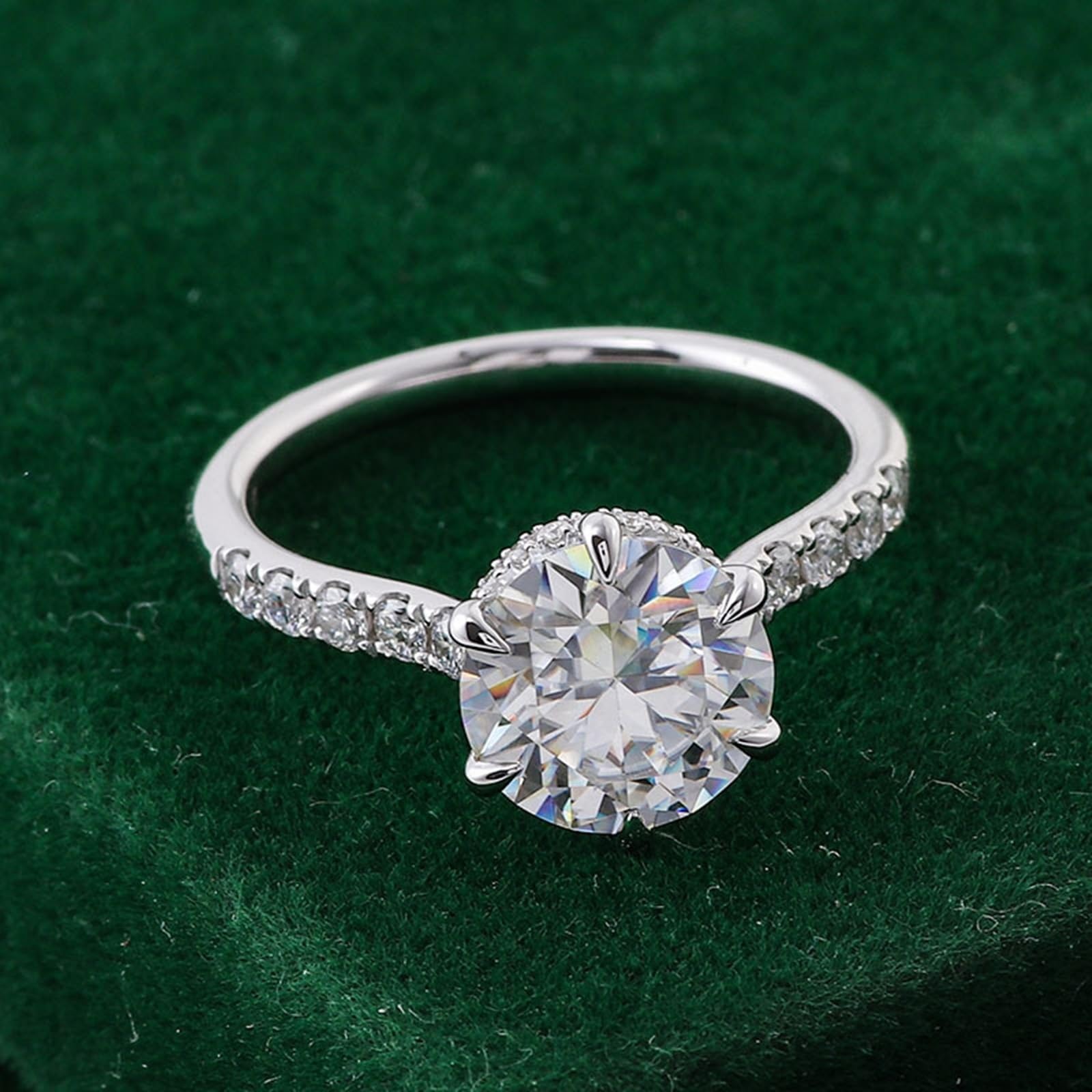 Bague pour femme en or blanc 9 carats avec moissanite ronde à 6 dents