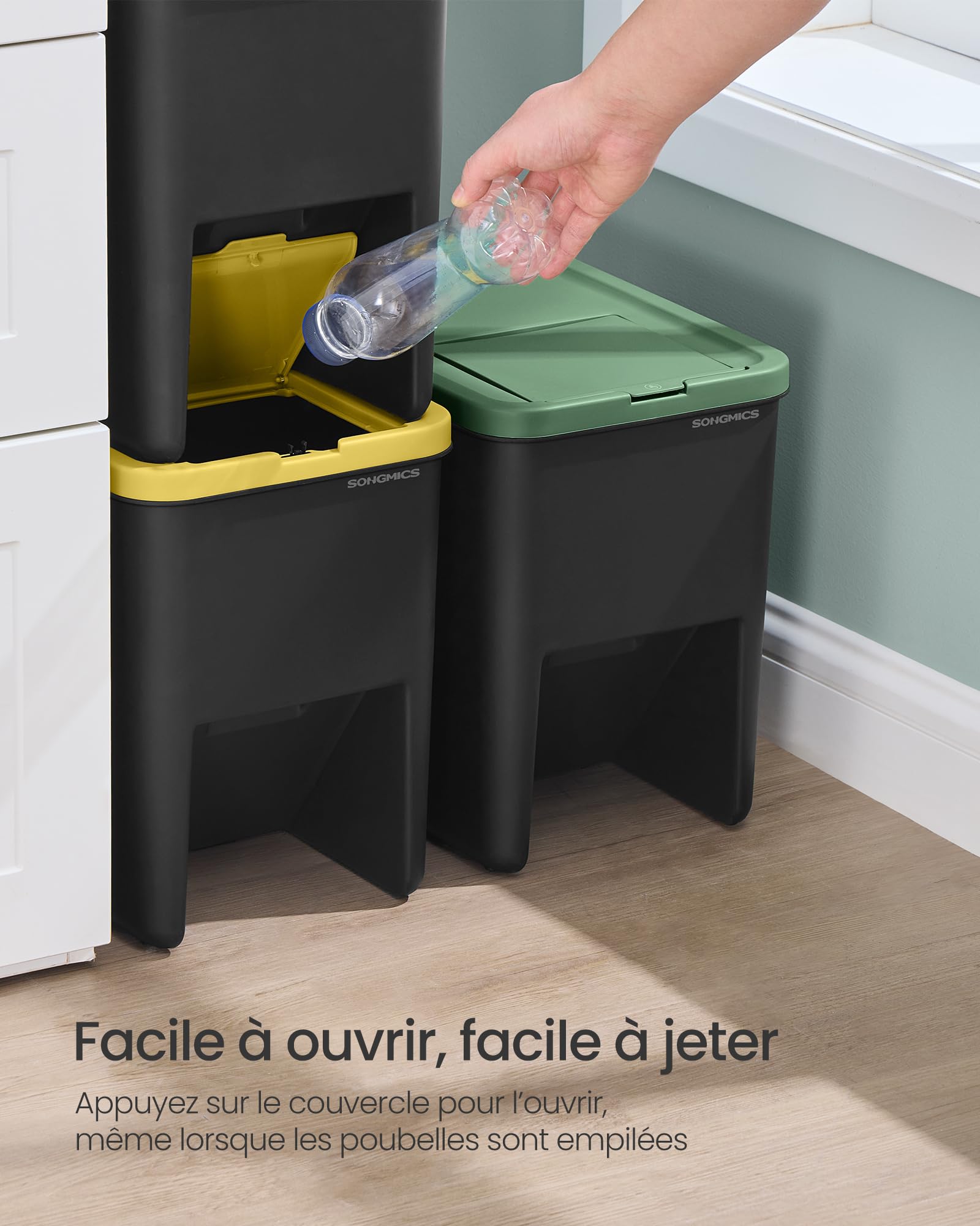 SONGMICS Poubelles de Tri pour la Cuisine, Lot de 3, Empilables, 20 L, Recyclage, Couvercles à Ouverture par Pression, Autocollants, Coffre de Rangement, Jaune, Bleu et Vert LTB763BZ01