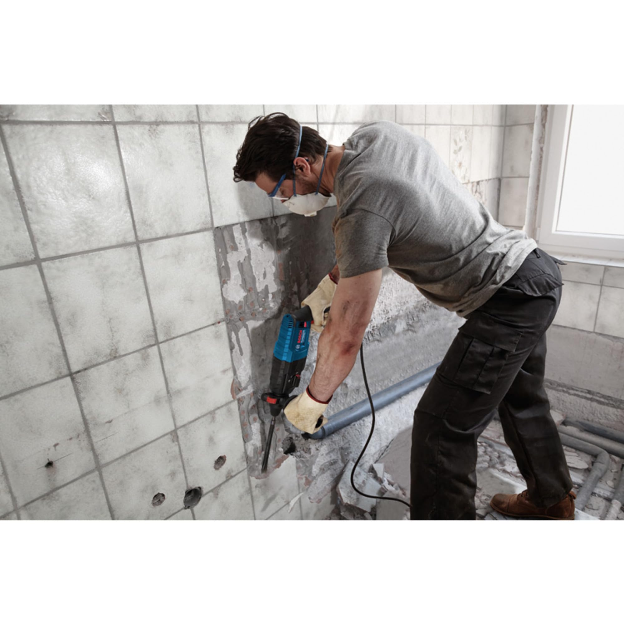 Bosch Professional Martello perforatore GBH 240 (con SDS plus, 790 W, incl. impugnatura supplementare, asta di profondità 210 mm, valigetta)