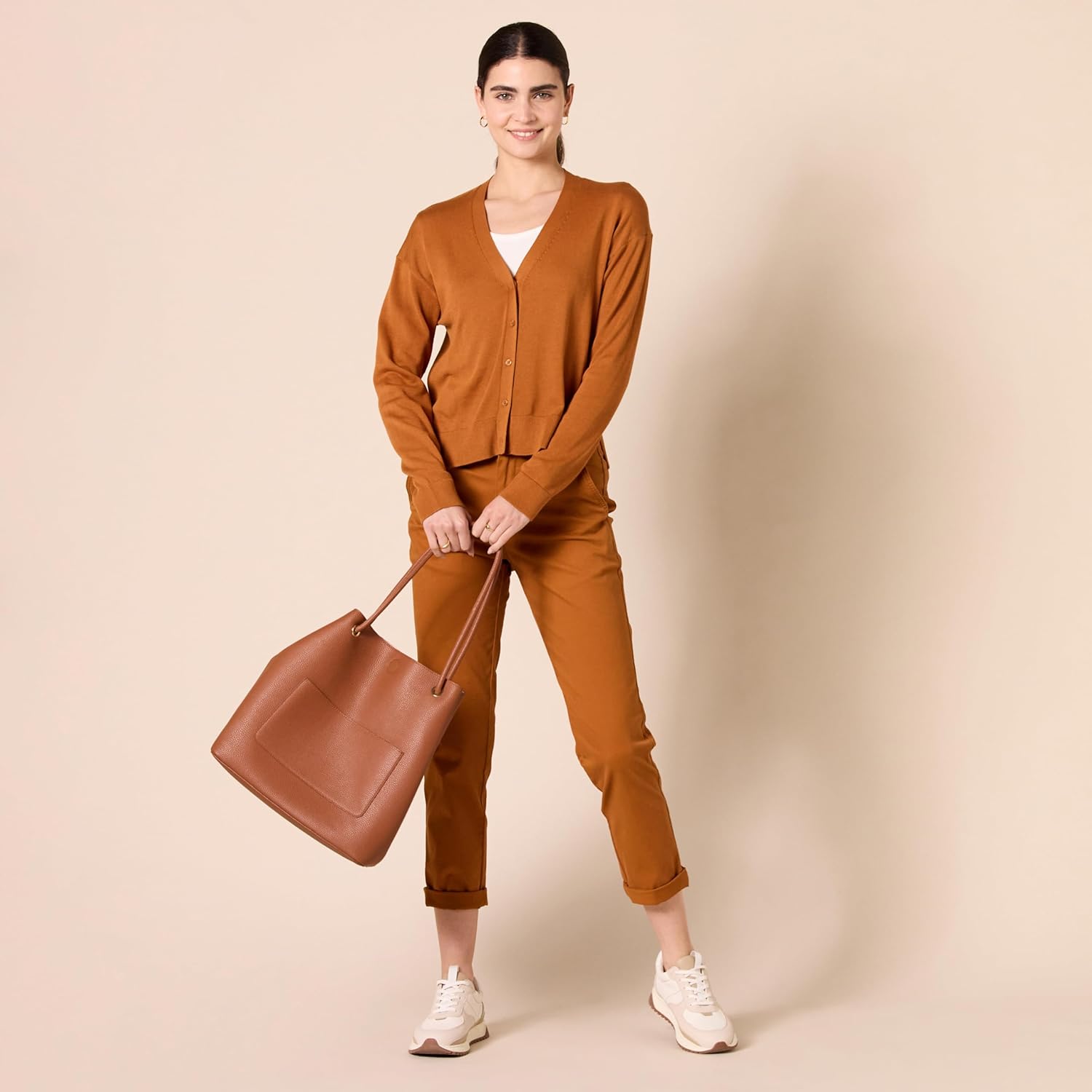 Amazon Essentials Women's High-Rise Regular-Fit Ankle-Length Tapered-Leg Khaki Pant - Image 5