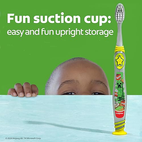 Miniatura 10 de Colgate Cepillo de dientes para niños, Minions, con cerdas extra suaves y soporte de ventosa integrado, paquete de 4