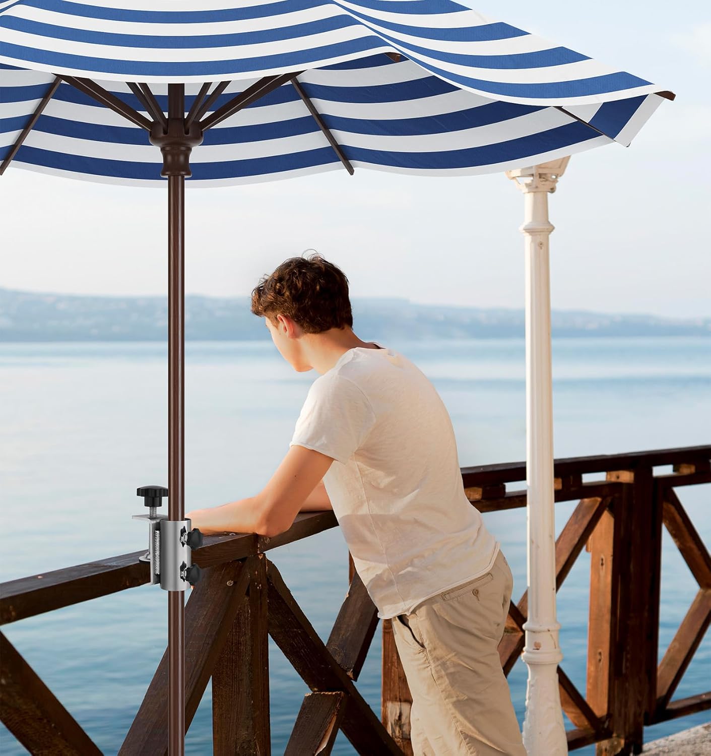 Heavy Duty Upgraded Stainless Steel Umbrella Clamp、Outdoor Umbrella Holder,Parasol Holder,Patio Umbrella Stand Clip,Attaches to Post Railing,BenchesCourtyard Balcony