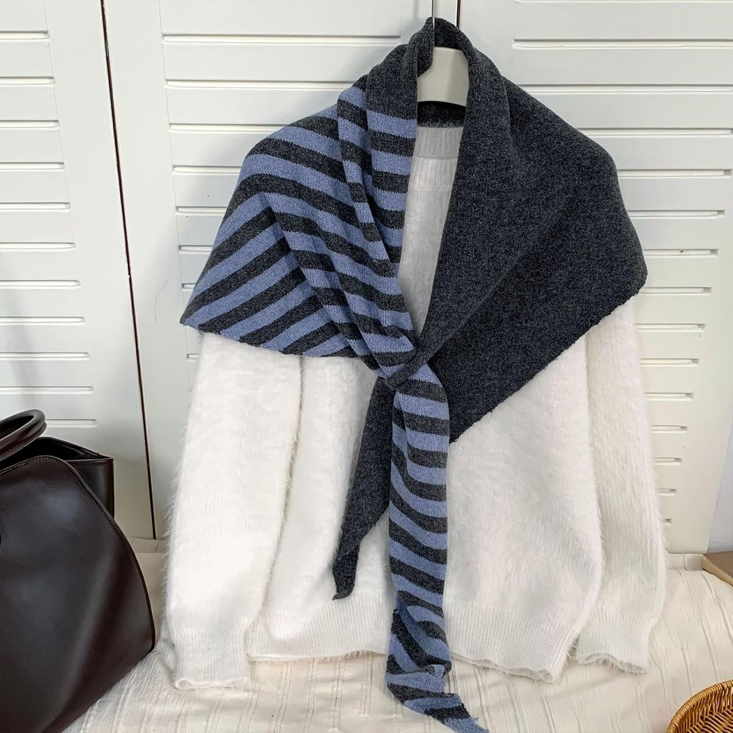Winter Warm Shawl Scarf for Women Soft Triangular Wrap Oversized Neck Cover Cold Cover Fashion Accessory Cozy Triangular Wrap
