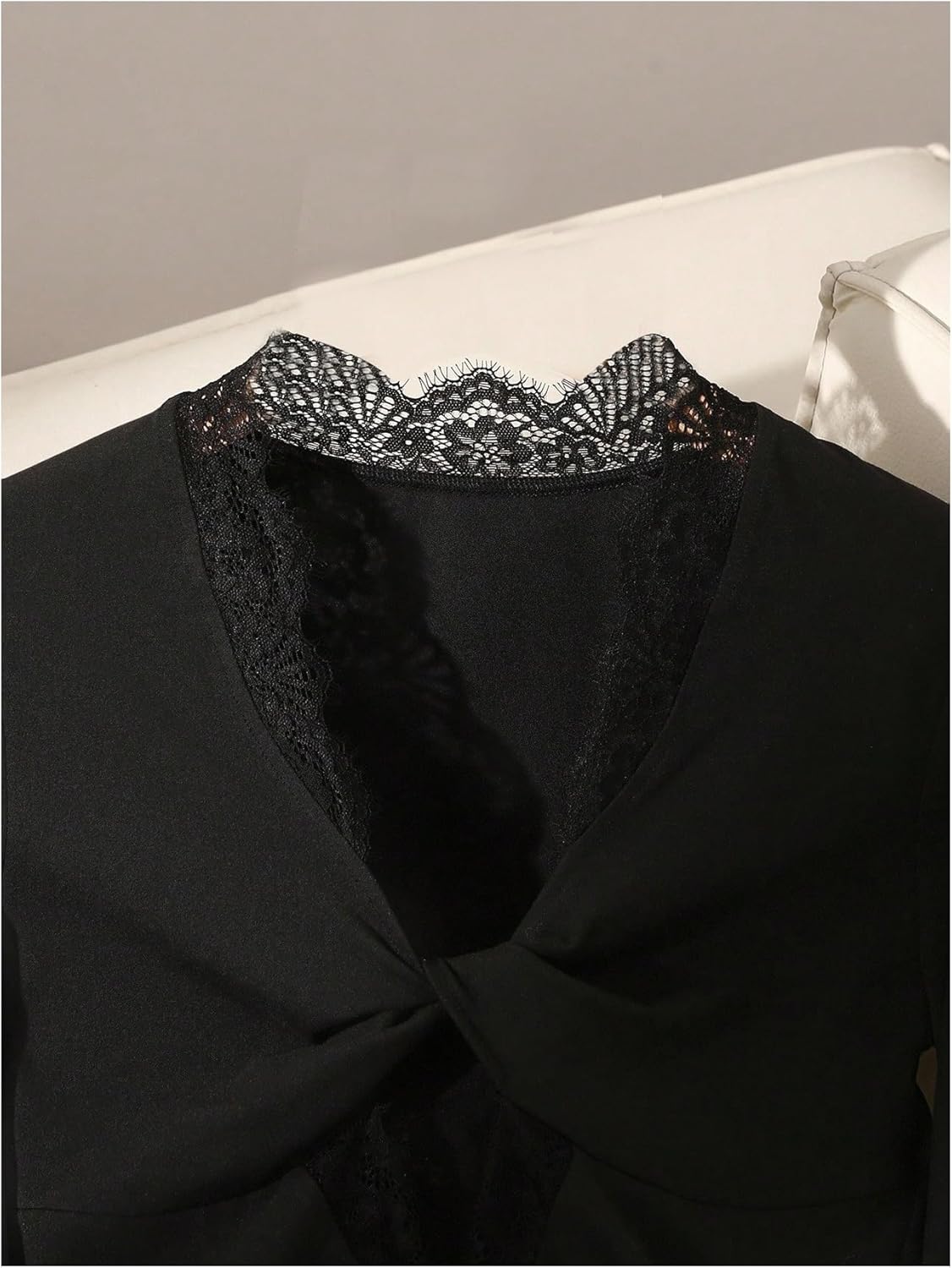 SweatyRocks Women's Lace Twist Front Bodysuit Long Sleeve V Neck Trim Leotard Fitted Going Out Tee Tops - Image 4